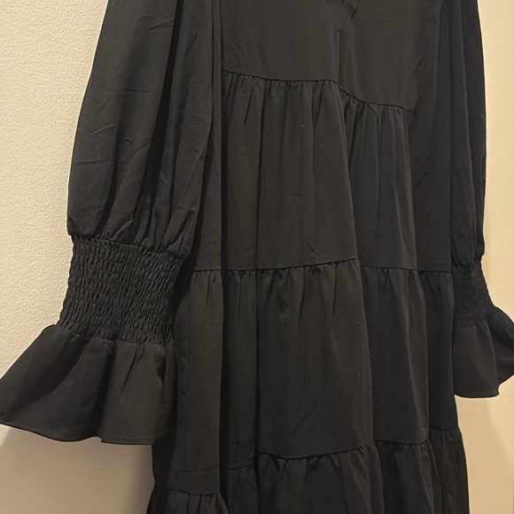 Pomander Place Black Tiered dress - size XL - Longsleeve - great condition - Picture 3 of 5